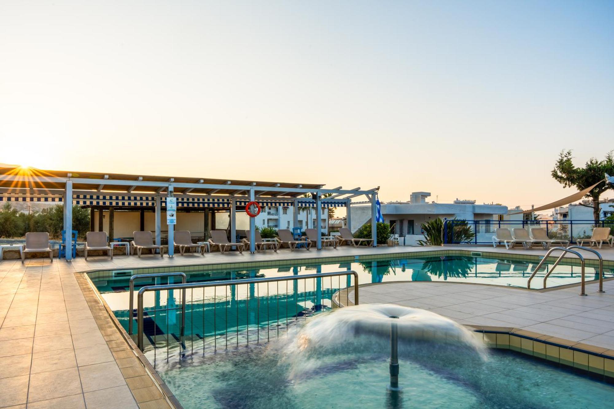 Sergiani Garden Hotel Apartments Сталіда Екстер'єр фото